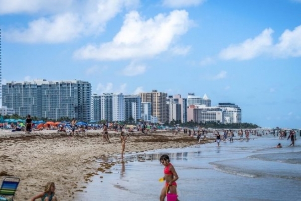 Як українці скуповують нерухомість за мільйони у Маямі (Відео)