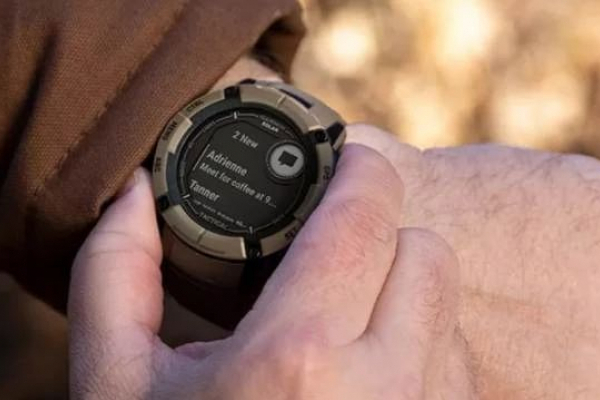 Тактичні годинники Garmin
